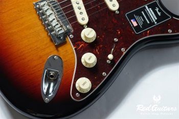 American Professional II Stratocaster - 3-Color Sunburst